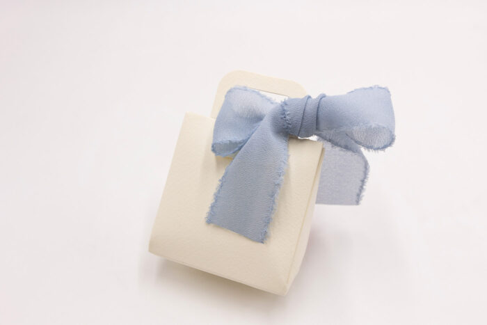 Scatolina borsina con fiocco chiffon